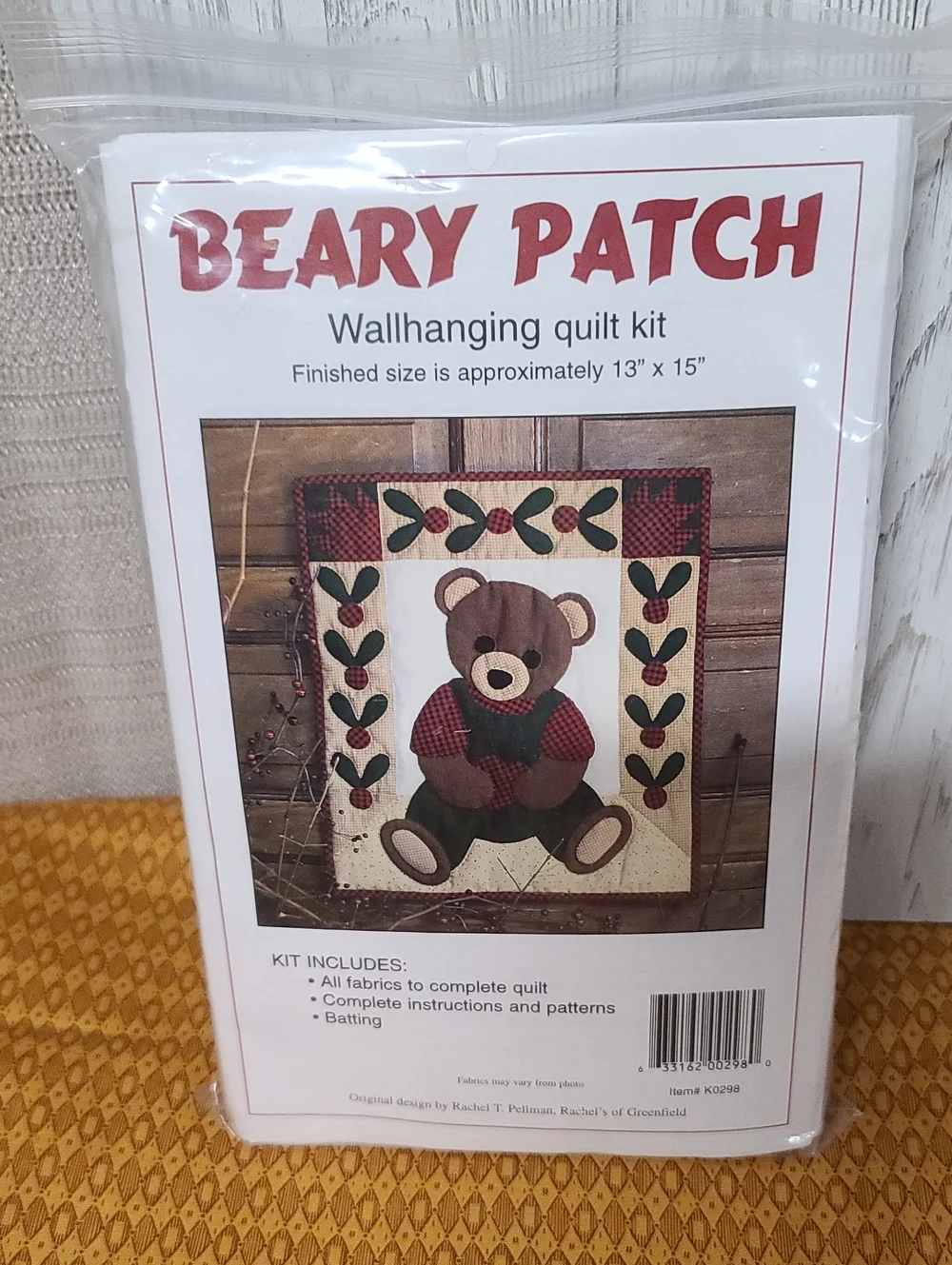Wallhanging Quilt Kit - Holiday Craft A Brown Teddy Bear NWT